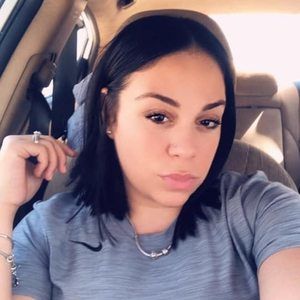 Meet your Posher, Lynaya